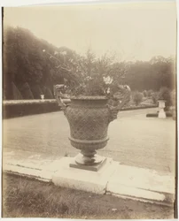 Versailles, Vase von Ballin