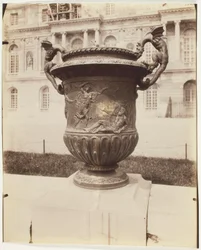 Versailles, Vase von Ballin