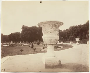 Versailles, Vase von Cornu