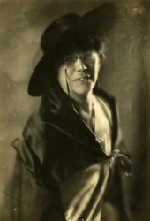 Beals Selbstporträt, 1920
