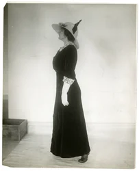 Richtige Haltung beim Gehen, ca. 1905-18