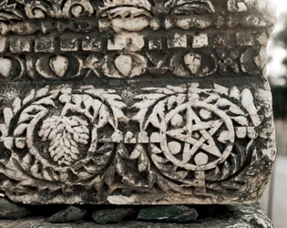 Detail eines Kapitells mit dem Davidstern, 2.-3. Jahrhundert