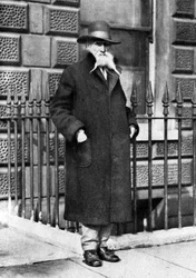 Old Odell, vom berühmten Savage Club, Adelphi Terrace, London, 1926-1927