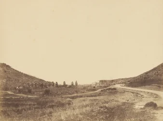 Ruinen eines Aquädukts