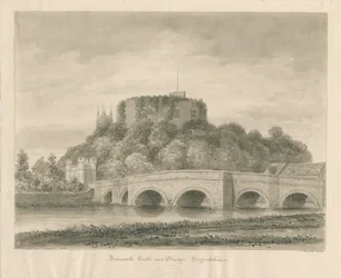 Tamworth Castle und Brücke