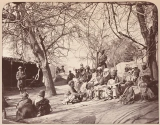 Eine Straßenszene in der Stadt Jalalabad, 1878