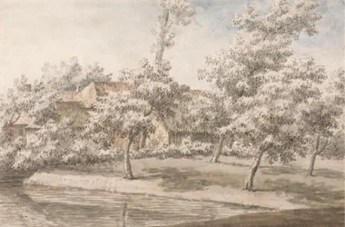Ein Obstgarten an einem Bach
