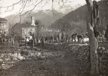 Album "Meine Weltkriegs-Erinnerungen Südwestfront (Kärnten, Italien, Südtirol) 31/03/1915-12/11/1918 - Josef Zohles Wien": Soldaten bei der Arbeit