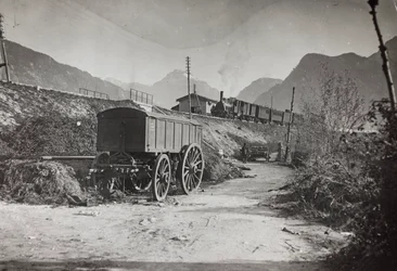 Album "Meine weltkriegs - Erinnerungen Südwestfront (Kärnten, Italien, Südtirol) 31/03/1915-12/11/1918 - Josef Zohles Wien": Eisenbahn Tolmezzo