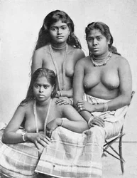 Drei tamilische Mädchen aus dem Deccan, 1902