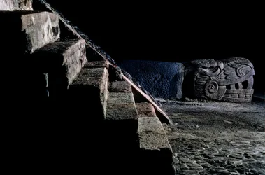 Schlangenreplik am Großen Tempel, Tenochtitlan, Templo Mayor, Azteken, Mexiko, Mexiko-Stadt