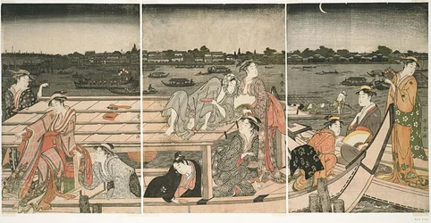 Vergnügungsbootfahren auf dem Sumida-Fluss