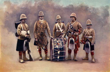Private, Trommler, Dudelsackspieler und Hornist - The Black Watch, 1900