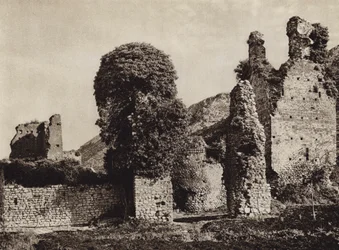 Italien: Ruinen von Ninfa
