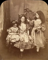 Flora Rankin, Irene MacDonald und Mary Josephine MacDonald in Elm Lodge, Juli 1863