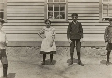 Edward St. Germain und seine Schwester Delia, Fabrikarbeiter, Phoenix, Rhode Island, April 1909