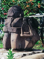 Anthropomorphe Tiki-Skulptur, Papeete, Tahiti