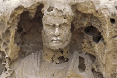 Katakomben von Kom-esh-Shuqafa, Innenraum des Hypogäums (Detail)