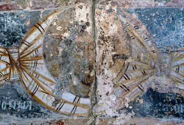 Gesicht Christi, beschädigtes Fresko in der Kirche Metamorphosis Sotiros, Voutas, Kreta, Griechenland