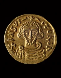 Goldmünze von Prinz Arechi, recto, Langobardenmünzen, 8. Jahrhundert