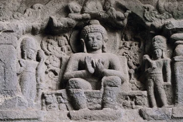 Relief, das Buddha darstellt, Karla-Höhlen, Maharashtra, Indien, 2. Jahrhundert