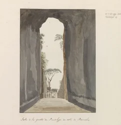 Ausgang der Grotte Crypta Neapolitana (oder Grotta di Posillipo) an der Küste von Pozzuoli