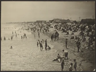 [Strandszene]