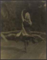 [Tänzerin]