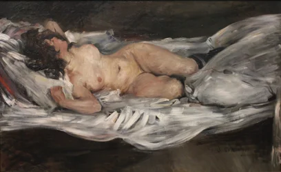 Liegender weiblicher Akt