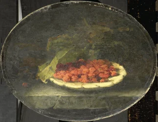 Stillleben mit Erdbeeren in einer weißen Schale