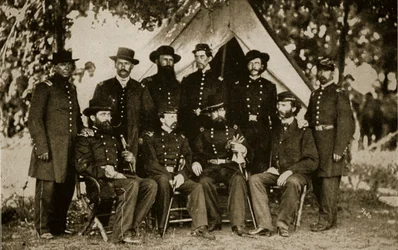 General Jefferson C. Davis und Stab