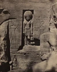 Abu Simbel, Skulpturen am Eingang des Spéos de Phré