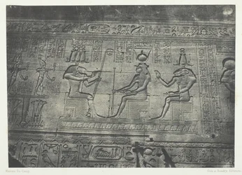 Grand Temple de Dendérah Teutyres, Skulpturen der hinteren Fassade, Oberägypten, 1849-51