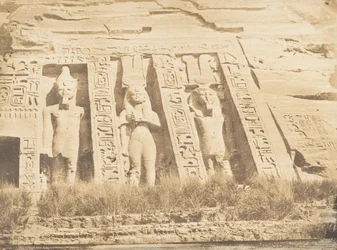 Hälfte der Fassade des Spéos von Athor in Abousembil, nördlicher Teil, März 1850