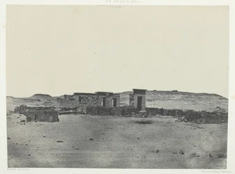 Tempel und Dorf von Debod, Parembole aus dem Itinerar von Antonin, Nubien, 1849-51, gedruckt 1852