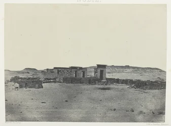 Tempel und Dorf von Debod, Parembole des Itinerars von Antonin; Nubien, Tafel 85 aus dem Album "Ägypten, Nubien, Palästina und Syrien" (1852)
