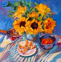 Lebendige Sonnenblumen und Orangen