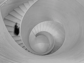 Bewegung auf Wendeltreppen