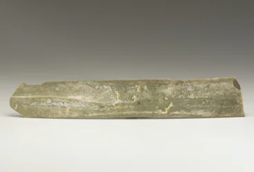 Erntemesser (hu), Qijia-Kultur, ca. 2500-2000 v. Chr.