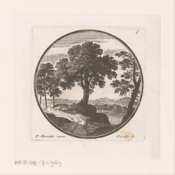 Ansicht von Bäumen entlang des Wassers