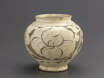 Krug mit Sgraffito-Dekoration, Jiaozuo, Provinz Henan, Nördliche Song-Dynastie, erste Hälfte des 11. Jahrhunderts