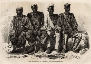 Bambara-Pilger (Mollems oder muslimische Religionsführer), die alle Bevölkerungsgruppen respektieren, die sie zu bessern versuchen; sie fertigen Gris-Gris an und praktizieren ein wenig Medizin, werden häufig als Nachrichtenüberbringer und bei den