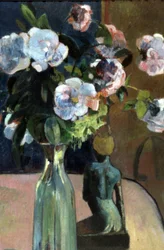 Stillleben mit Statuette, oder Rosen und Statuette