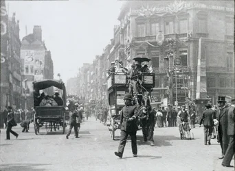 Ludgate Circus, London, vorbereitet für das Jubiläum der Königin, 1897