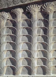 Dekoratives Relief von der östlichen Treppe der Apadana (Audienzhalle) Achämenidenzeit, 550-330 v. Chr.