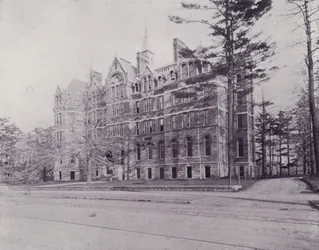 Kanada: McMaster Hall, Toronto