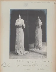 Albumseite: House of Worth, Dinnerkleid