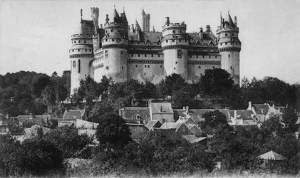Postkarte des Schlosses Pierrefonds, um 1900