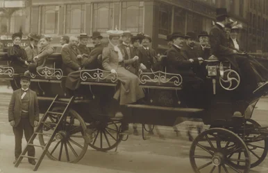 Charabanc, Berlin