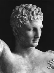 Detail der Statue des Hermes mit dem Dionysosknaben, um 330 v. Chr., Kopf des Hermes